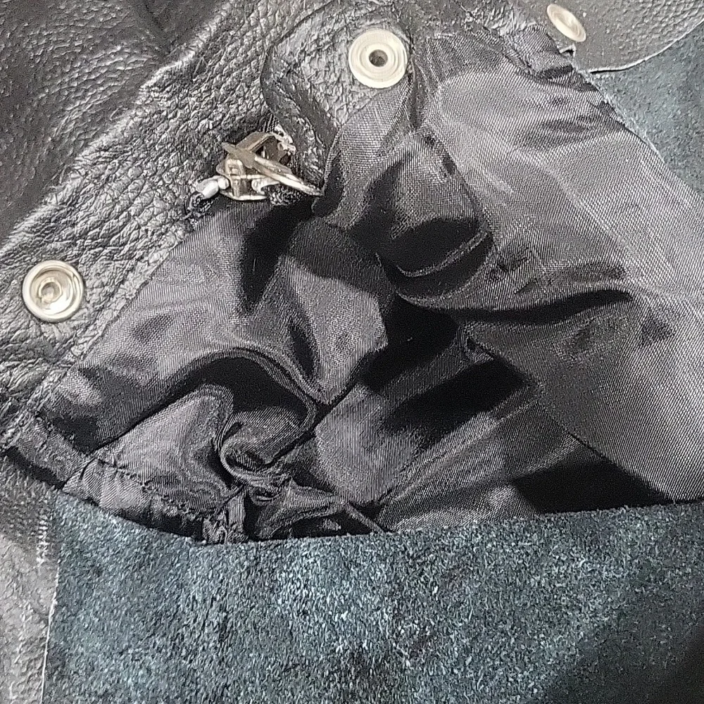 Diamond Plate Buffalo Leather Black Lined Pebbled Leather Motorcycle Chaps Sz XL - Picture 8 of 9